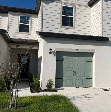 Main picture of 908 Poppy Ln