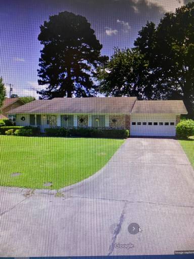 Main picture of 4 Desoto Cir