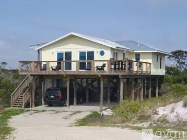 Main picture of 7088 Windward St