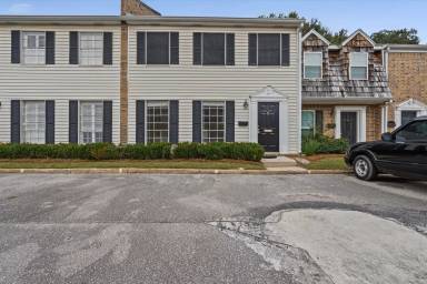 Main picture of 104 Du Rhu Dr