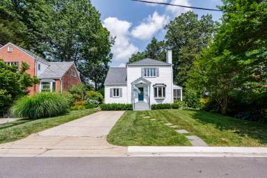 Main picture of 5213 Augusta St