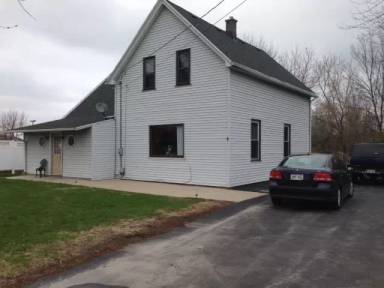 Main picture of W188N10996 Maple Rd
