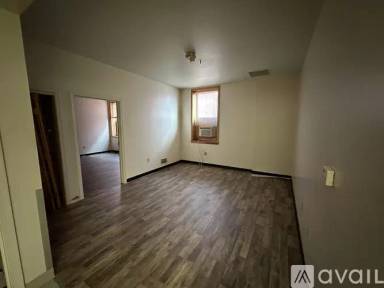 Main picture of 1416 Main St