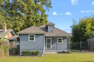 Main picture of 3542 Douglass Ave