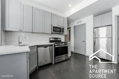 Main picture of 2834 W Diversey Ave