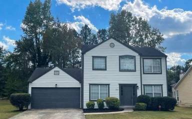 Main picture of 2200 Burdett Ridge Dr