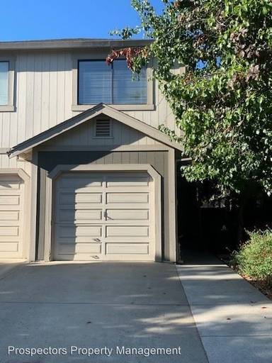Main picture of 17457 Depot St
