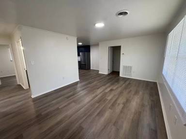 Main picture of 616 Commanche Dr