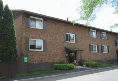 Main picture of Carriage House