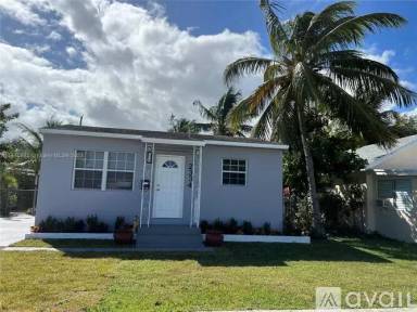 Main picture of 2334 Taft St