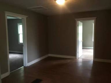 Main picture of 2139 E 34th St