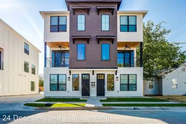 Main picture of 2325 Benbrook Blvd