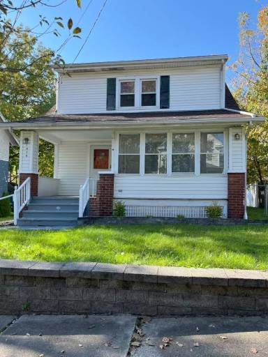 Main picture of 1074 Lexington Ave