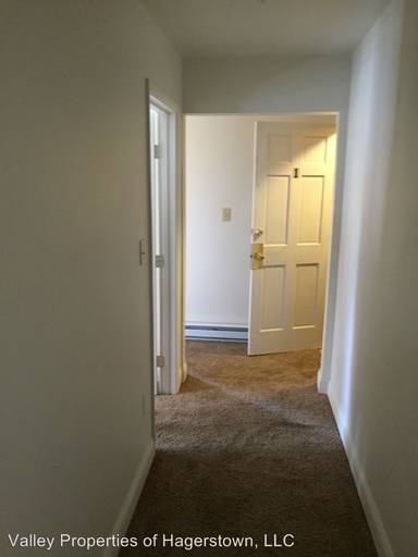 Main picture of 455 Jefferson St