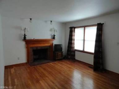 Main picture of 40 Bonita Dr