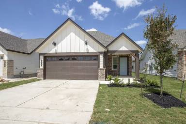 Main picture of 876 Kickapoo Ln