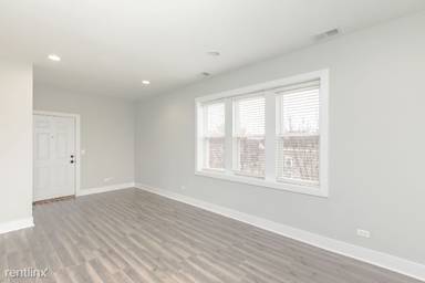 Main picture of 3355 W Huron St