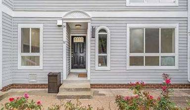 Main picture of 66 Hawthorne Ct NE