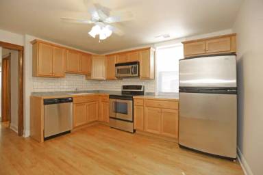 Main picture of 3304 N Albany Ave