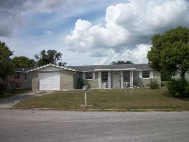 Main picture of 7611 Birchwood Dr