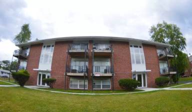 Main picture of 2409 Louise Ave