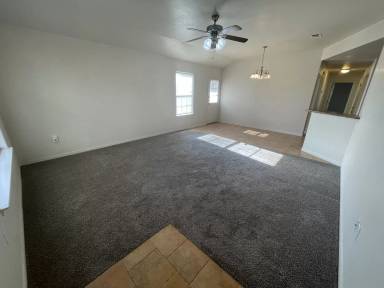 Main picture of 901A Yi Dr