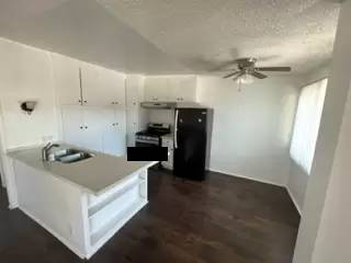 Main picture of 1643 Artesia Blvd