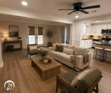 Main picture of 4011 Whites Ferry Rd