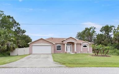 Main picture of 33 Ludlow Ln E