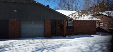 Main picture of 806 Century Dr
