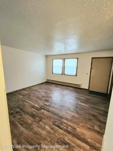 Main picture of 710 6th St NE