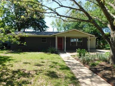 Main picture of 4805 Sylvandale Dr