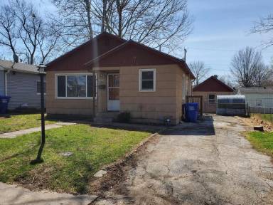 Main picture of 1314 E 14th St