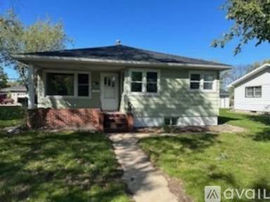 Main picture of 2121 W Saint Germain St