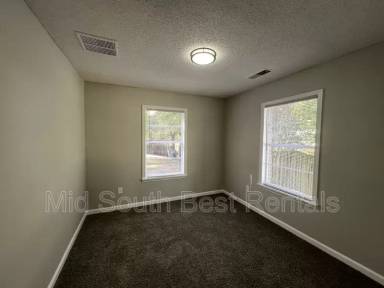Main picture of 77 E Fernwood Ave