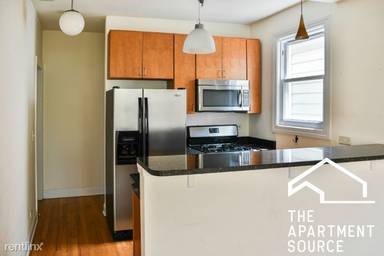 Main picture of 1738 W Altgeld St