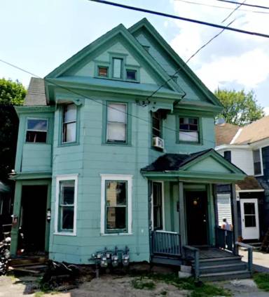 Main picture of 221 Lilac St
