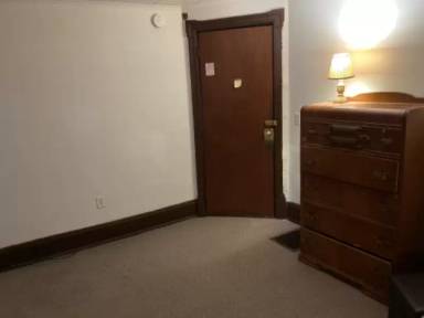 Main picture of 3435 W Kilbourn Ave