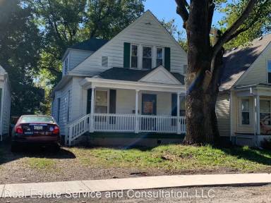 Main picture of 532 W Fayette Ave