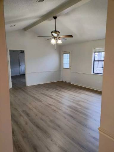 Main picture of 409 Chesapeake Dr