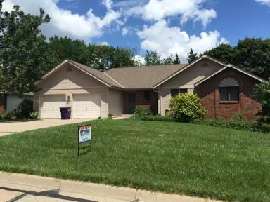 Main picture of 1728 Westbank Way