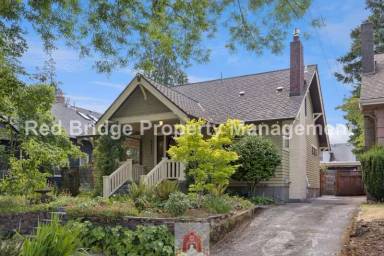 Main picture of 4413 NE 26th Ave
