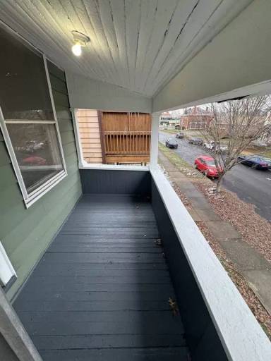 Main picture of 528 Forest Ave