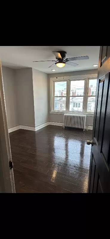 Main picture of 1733 N 59th St