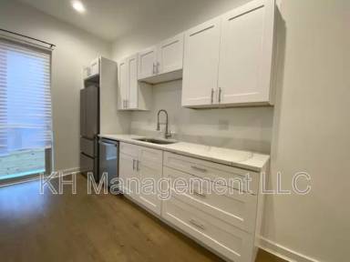 Main picture of 3862 Olive St