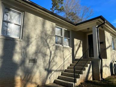 Main picture of 1201 Goodwin Ave