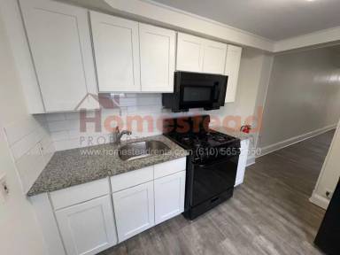 Main picture of 437 E Airy St