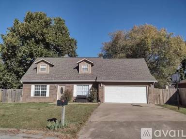 Main picture of 202 Winesap Ln