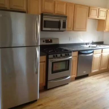 Main picture of 749 S Spaulding Ave