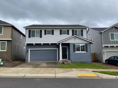 Main picture of 3656 NE Pioneer St